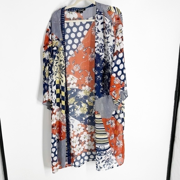 Roz & Ali Tops - Roz & Ali printed kimono sz 3X